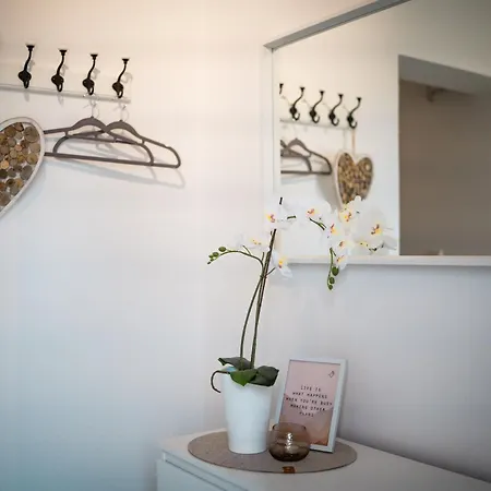 Doppelzimmer 3 - Neu Renoviert Apartment Dinkelsbuehl
