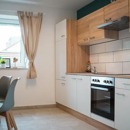 Doppelzimmer 3 - Neu Renoviert Apartment