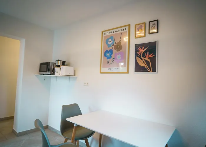 شقة Doppelzimmer 3 - Neu Renoviert دينكلسبهل